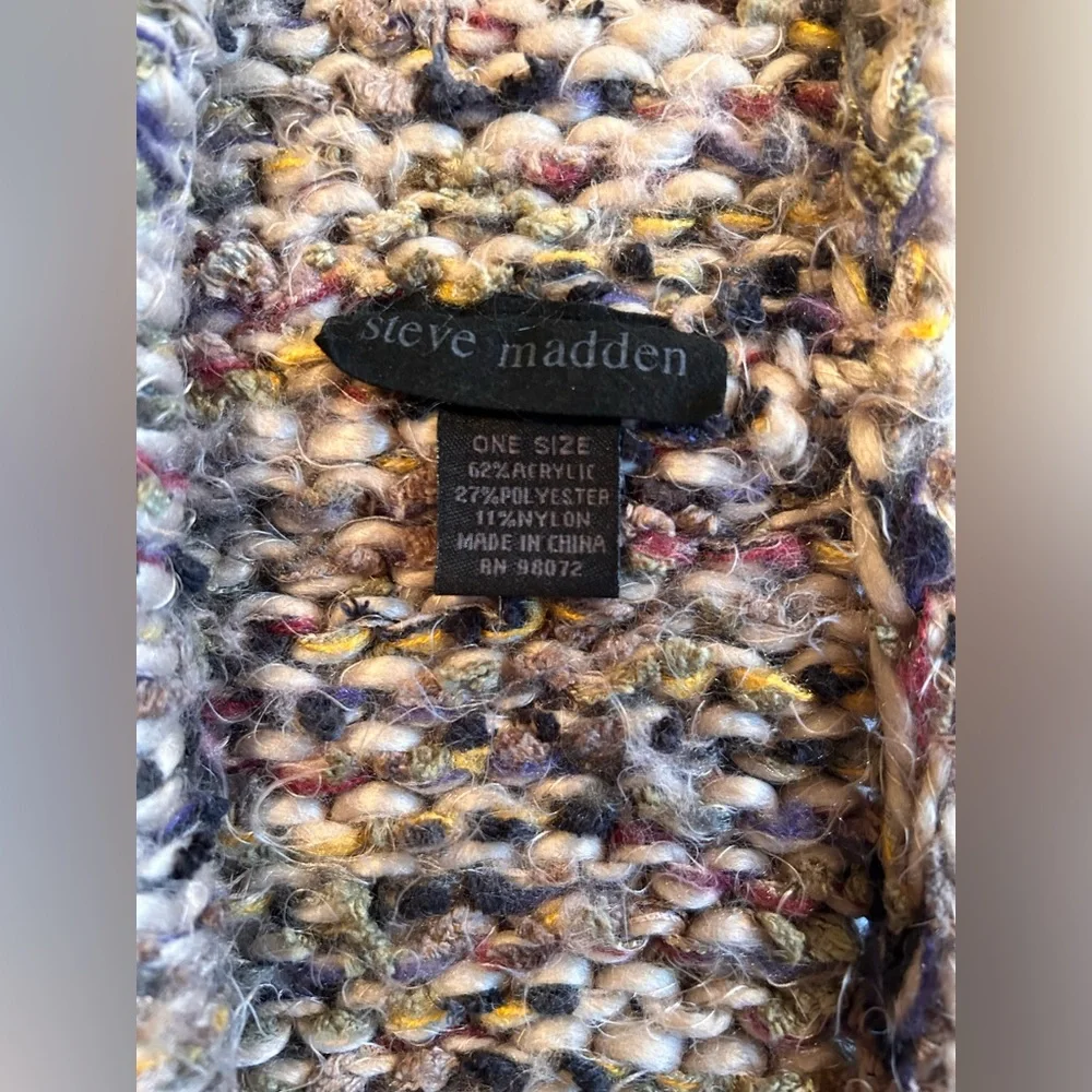 Steve Madden Multicolor Knit Scarf